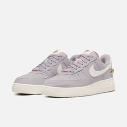 NIKE 耐克 Air Force 1 '07 SE NN 女子运动鞋 DJ6378