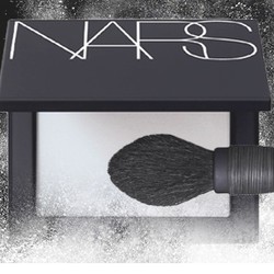 NARS 纳斯 轻透蜜粉饼 10g