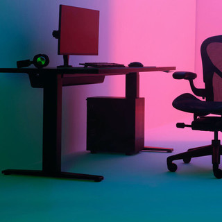 HermanMiller 赫曼米勒 Ratio 升降电竞桌 黑色 140*70*125cm