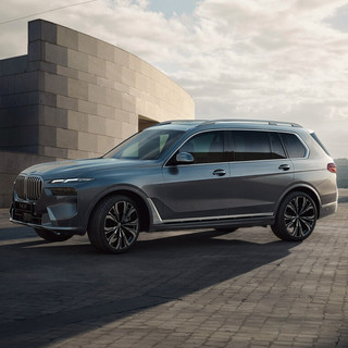 BMW 宝马 X7 23款 xDrive40i 领先型 豪华套装