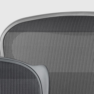 HermanMiller 赫曼米勒 Aeron系列 人体工学电脑椅 碳灰色 中号 轻奢款