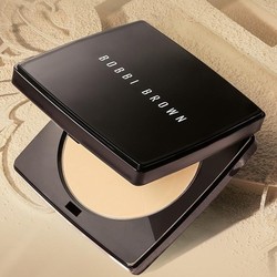 BOBBI BROWN 芭比波朗 新款黑金羽柔蜜粉饼 #1 PALE YELLOW 11g