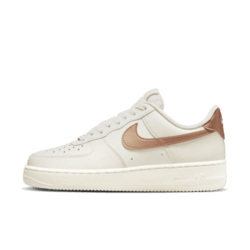 NIKE 耐克 Air Force 1 '07 女款休闲运动鞋 DD8959-106