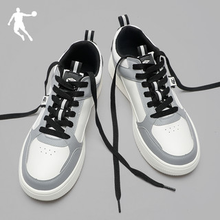 乔丹男鞋夏季新款低帮板鞋男官方正品休闲运动鞋子男款春季小白鞋
