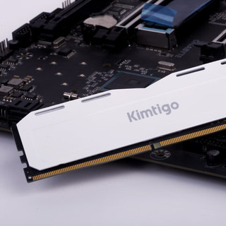 Kimtigo 金泰克 贪狼星 DDR4 4000MHz 台式机内存条 16GB