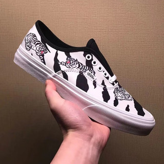 VANS 范斯 Authentic黑白橙色虎纹老虎刺绣男女鞋帆布鞋 橘色 39