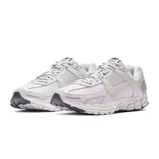 NIKE 耐克 男子ZOOM VOMERO 5跑步鞋 BV1358-001