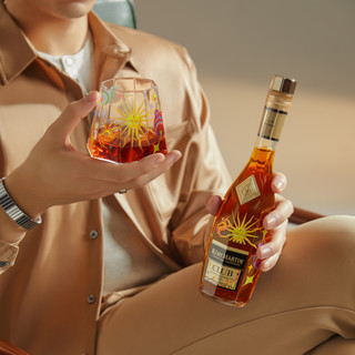 RÉMY MARTIN 人头马 CLUB 干邑白兰地  40%vol 350ml 陈暘艺术家联名限量版礼盒装