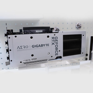 GIGABYTE 技嘉 雪鹰 GeForce RTX 4060 Ti AERO OC 8G 显卡 8GB 白色