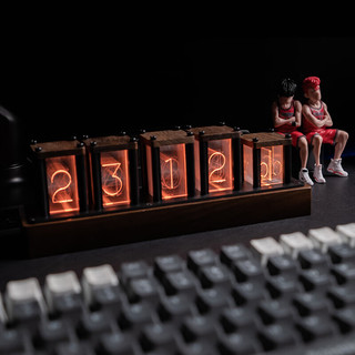 摩门（Momen）rgb拟辉光管时钟LED电脑搭桌面创意摆件复古电子数字时钟生日礼物 四管胡桃木