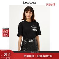 BEBE 尼奥贝贝 官方女士印花T恤金属链条时尚字母复古短袖上衣380302