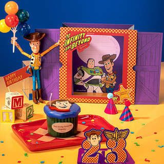 MARTUBE 马克图布 玩具总动员杯子蛋糕香薰蜡烛小众创意生日礼物巴斯光年