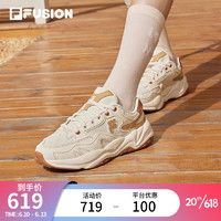 FILA 斐乐 FUSION潮牌FLASH女鞋跑步鞋2023夏季新款复古潮鞋运动鞋 微白/麦麸棕-WB 37.5