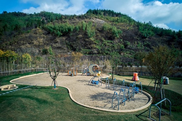 江浙沪泡汤好去处，正对天目山！杭州天目山都喜天丽酒店 豪华山景房1晚（含双早+私汤等）