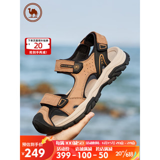 骆驼牌户外凉鞋男士百搭休闲沙滩鞋防撞鞋头皮凉鞋 P13M307012 沙色 39