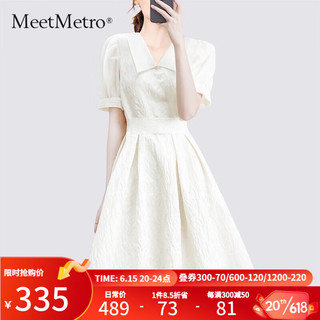 MeetMetro玛依尔2023夏新款方领立体绣花肌理感收腰连衣裙女 杏色 L