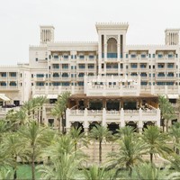波斯国奢华宫殿既视感，10月前不加价！迪拜卓美亚古堡酒店——皇宫 阿拉伯式豪华房1晚含双早套餐