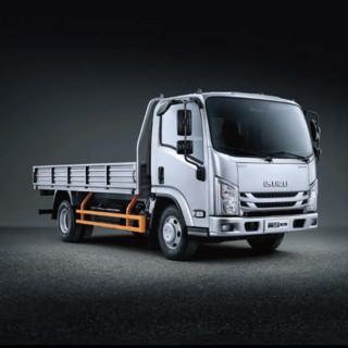 ISUZU 五十铃 翼放 23款 EC7 2.5T 排半气刹3.68米厢式车基本版