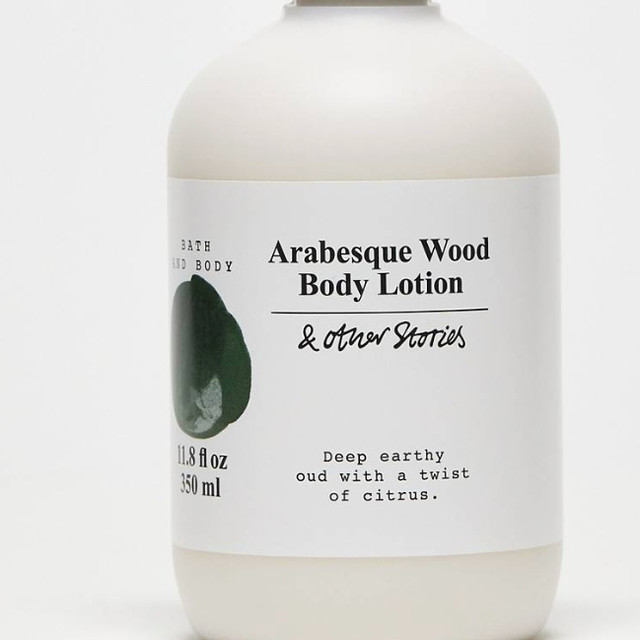 & Other Stories 身体乳液 350ml 蔓藤花纹木