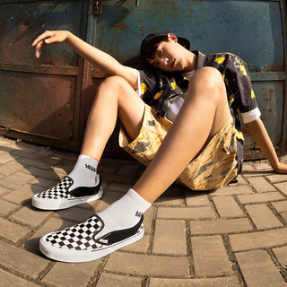 VANS 范斯 CLASSICS系列 Knu Slip 中性运动板鞋 VN0009QDQXH 黑白棋盘格 35