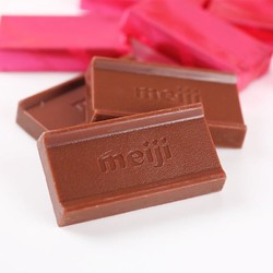 meiji 明治 钢琴草莓巧克力盒装26片120g(代可可脂) 日本进口生日礼物送女友