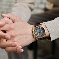 CITIZEN 日韩表 光动能电波日显 皮带款男表