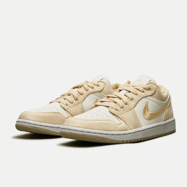 耐克（NIKE）AIR JORDAN 1 LOW SE 女子运动鞋AJ1 FN3722-701 38 【报价