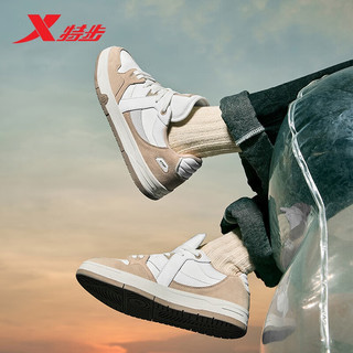 XTEP 特步 王鹤棣丨MAXX运动鞋复古休闲板鞋 纸棕色/帆白-男 40码