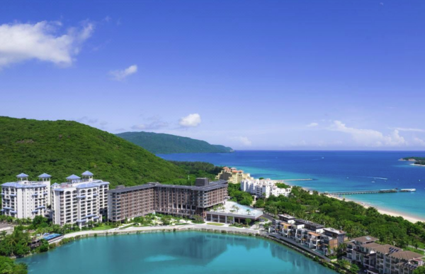 尾单近期出游囤亚龙湾少有的新开业亲子酒店三亚亚龙湾星华华邑度假