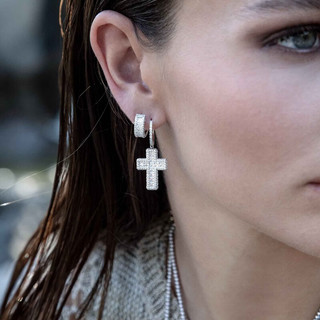 APM Monaco双11不对称十字架耳环时尚个性耳饰 銀白色不对称十字架耳环