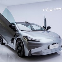 Hyper 昊铂 GT