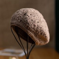 daisha黛莎新款女士秋冬帽子针织画家帽百搭时尚毛线贝雷帽咖色