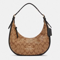 COACH 蔻驰 女士BAILEY半月包 C1322-IMCBI