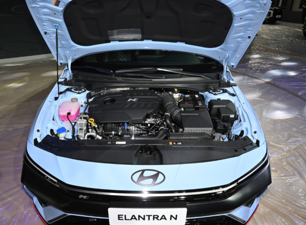 HYUNDAI 现代汽车 伊兰特Elantra N