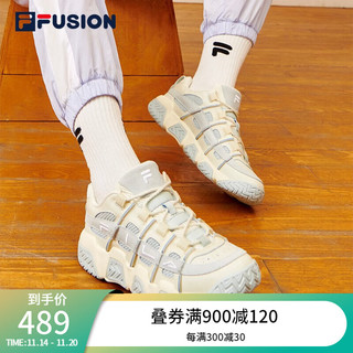 FILA 斐乐 FUSION斐乐潮牌篮球鞋女鞋新休闲鞋子运动鞋BARRICADE 香草冰/冰灰-VI 36.5