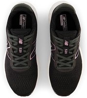 new balance 女式 520v8 运动鞋