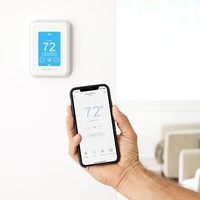 霍尼韦尔 Home T9 WiFi 智能恒温器,智能房间传感器就绪,触摸屏显示屏,Alexa 和 Google Assistst