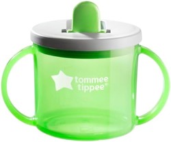 tommee tippee 汤美星 First Cup 婴儿鸭嘴杯,带翻转自由喷嘴和易握手柄,4 个月以上,190 毫升,4 件装,混合颜色