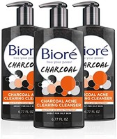 Bioré 碧柔 木炭祛痘洁面乳,含1%水杨酸和天然炭,有助于防止痘痘和吸收油