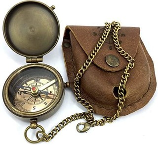 THEMEDIEVALMARTCITY 复古航海黄铜雕刻指南针导航口袋指南针工具,适用于旅行和露营