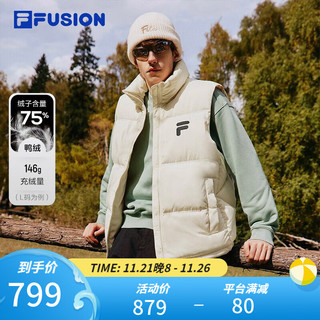 FILA FUSION斐乐潮牌款羽绒马甲2023冬时尚休闲立领上衣 麦乳色-BG 175/96A/L