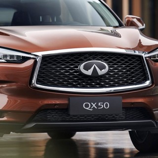 英菲尼迪 QX50  24款 2.0T 四驱豪华版