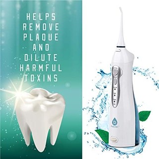 Pursonic USB 可充电口腔冲洗器水牙线,帮助去除牙菌斑和稀释有害毒素。