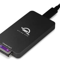 OWC Atlas FXR Thunderbolt (USB-C) + USB 3.2 (10Gb/s) CFexpress 读卡器