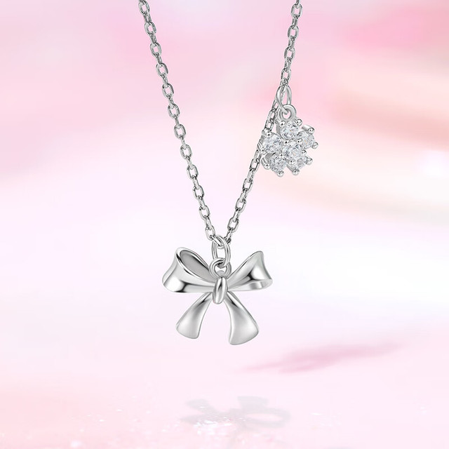 周六福 S925银饰锆石花瓣蝴蝶结项链40+5cm