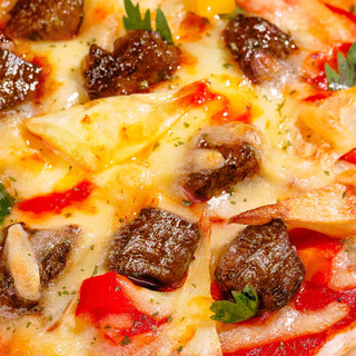 俏侬 嫩牛薯角披萨芝心薄脆170g 6英寸 馅料比75% 芝士拉丝披萨