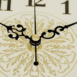 汉时（Hense） 创意金属座钟时尚时钟欧式复古坐钟仿古台钟石英钟表HD365 喜上枝头