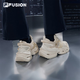 FILA FUSION斐乐潮牌铠甲鞋老爹鞋女鞋2023冬休闲运动鞋 燕麦色/桦树棕-OB 38