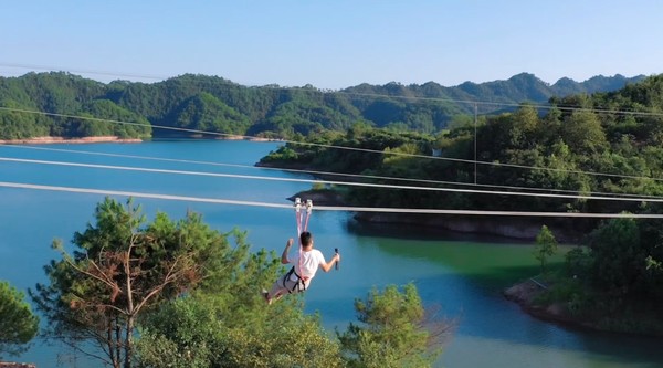 划重点可住6人，140平大别墅！千岛湖郝力克酒店 独栋三室一厅别墅1晚套餐（含6早+鱼头代金券+体验票等）