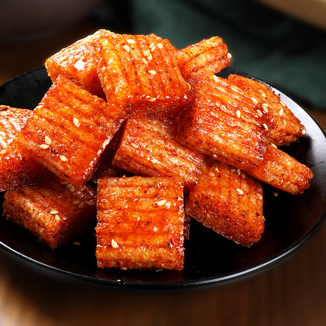 森吧 大刀肉辣条90回忆宿舍耐吃网红麻辣小零食大礼包小吃休闲食品